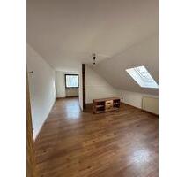 helle 1-Zimmerwohnung - 450,00&nbsp;EUR Kaltmiete, ca.&nbsp; 42,00&nbsp;m&sup2; in Bamberg (PLZ: 96049) Am Bruderwald