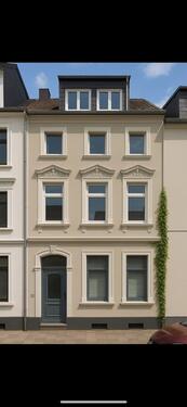 Foto - Neustadt: Helle 2,5-Zimmer-Wohnung mit großem Balkon