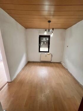 Foto - 8 Zimmer Mehrfamilienhaus, Wohnhaus in Herdorf