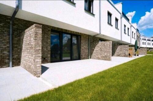 Foto - Wohnglück pur. Großzügiges Reihenhaus zu vermieten oder zu kaufen