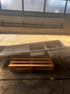 Foto - Doppelwaschbecken für Hallen Gastronomie