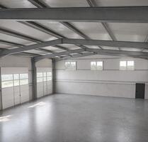 Kfz-Werkstatt Neubau (200 m²) mit Außenfläche in Erdmannhausen
