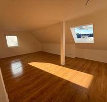 Helle Dachgeschoss Mietwohnung Erstbezug - Frammersbach