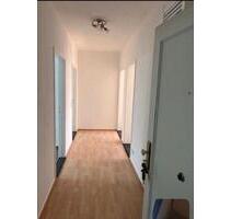 3 Zimmer Wohnung Zentral gelegen, Balkon - Bremerhaven Mitte