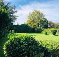Sonniges Grundstück mit Traumgarten und Einfamilienhaus Haus - Bornheim