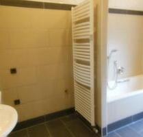 Großzügige, freundliche, helle, 2 Zimmer Wohnung - Ilsede Adenstedt