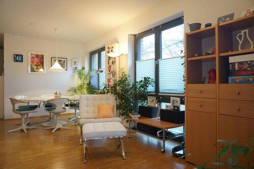 Foto - 01.05.-31.10.26: Möblierte 3-Zimmerwohnung in Bonn Weststadt