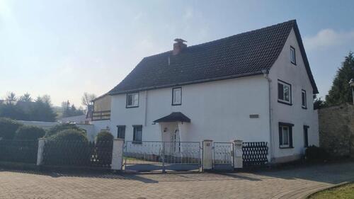 Foto - ruhiges Einfamilienhaus EFH in zentraler Ortslage von privat