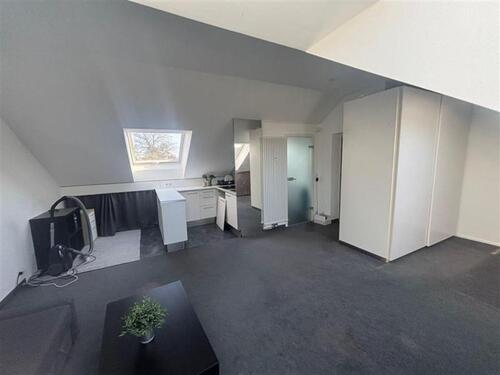 Foto - 1 Zimmer Dachgeschoßwohnung zur Miete in Augsburg