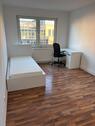Foto - Teilmöblierte WG-geeignete 4-Zimmer-Wohnung in Rheinufernähe