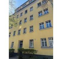 Charmante Altbauwohnung in Berlin-Tempelhof | bezugsfrei