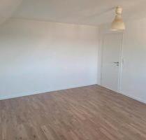 Sonnige zwei Zimmer Wohnung nahe Bah hog - Jettingen-Scheppach