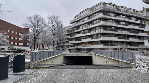 Foto - Sicherer Tiefgaragenstellplatz in modernem Gebäude (Baujahr 2020)
