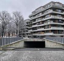 Sicherer Tiefgaragenstellplatz in modernem Gebäude (Baujahr 2020) - Berlin Pankow