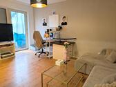 Foto - Zentr. 2 Zim. ETW mit Balkon & EBK Vahrenwald-List - frei werdend