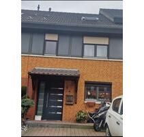 Provisionsfrei: Schönes Reihenmittelhaus in verkehrsberuhigter La - Dortmund Eving