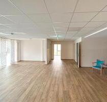 Barrierefreie Immobilie für Wohngemeinschaften, Pflege, Therapie etc. - Hardegsen