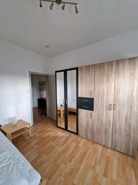 Foto - WG-Zimmer für Stundenten - 465,00&nbsp;EUR Kaltmiete, ca.&nbsp; 80,00&nbsp;m&sup2;