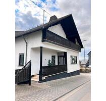 Großzügiges Einfamilienhaus mit Garten, Balkon 8 Zimmer - Peterswald-Löffelscheid