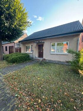 Foto - Einfamilienhaus in zentraler, ruhiger Lage mit viel Potenzial