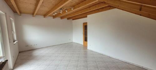 Foto - 2 Zimmer Dachgeschoßwohnung zur Miete in Blumberg