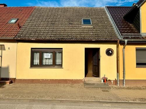 Foto - Charmantes kleines Reihenhaus mit Hof in Lassan nahe Usedom!