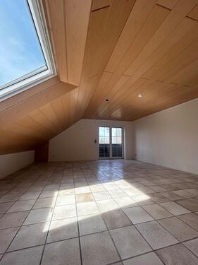 Foto - Helle und freundliche Wohnung mit Balkon und Gartenmitnutzung