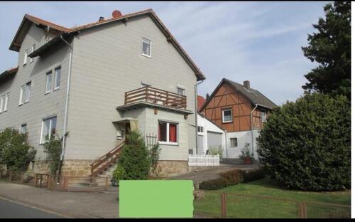 Foto - Großes Haus, 8 Zimmer, im Ortsteil Wiershausen