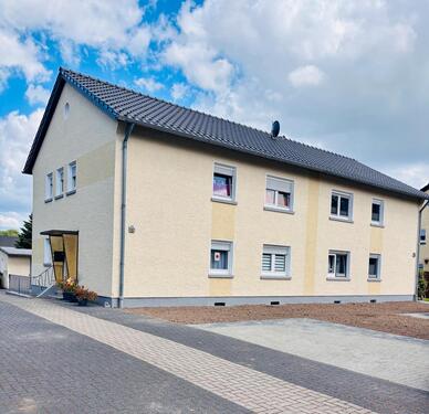 Foto - Vollvermietes Mehrfamilienhaus mit großem Garten