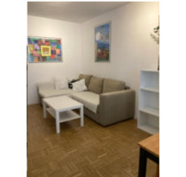 Helle, voll möblierte 2-Zimmer-Wohnung in München-Sendling.