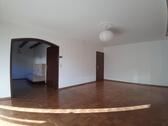 Foto - 4,5-Zimmer-Wohnung mit Kachelofen, Balkon, überdachter Terrasse &