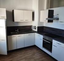 Großzügige 3-Zimmer mit Einbauküche, Laminat, sep. WC und Wannenbad im Zentrum! - Glauchau