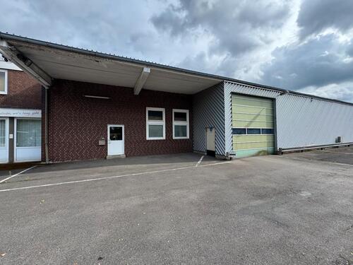 Foto - Beheizte Halle Bürofläche Kühlraum