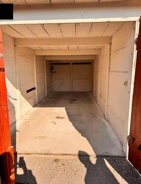 Foto - Große Garage zu vermieten in DD-Cotta