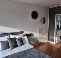 Voll möblierte 1-Zimmer-Wohnung mit Balkon alles inklusive - Hamburg Wandsbek