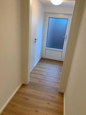 Foto - Helle 2-Zimmer-Souterrainwohnung