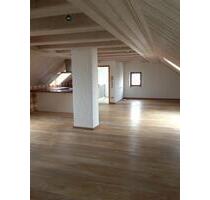 Schöne Dachgeschoss Wohnung in Gebsattel