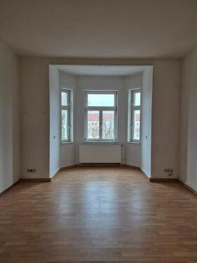 Foto - 3-Raum-Wohnung im 2.OG mit 2 x Balkon in Wurzen zu vermieten
