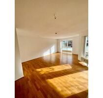 Schöne 1-Zimmer-Wohnung mit Terrasse & Blick auf die Veste Coburg