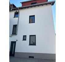 4.- Zimmer- Dachgeschosswohnung in Aschaffenburg - Damm