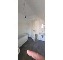 Helle 2 Zimmer DG Wohnung - 990,00&nbsp;EUR Kaltmiete, ca.&nbsp; 62,00&nbsp;m&sup2; in Frankfurt am Main (PLZ: 60437) Bonames