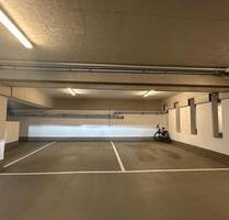 Tiefgaragenstellplatz - überbreit - zu vermieten in 90763 Fürth - Cadolzburg