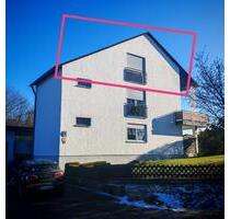 Moderne 3-Zimmer Dachgeschosswohnung mit Garage in Pentling