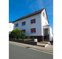 Einfamilienhaus mit Einliegerwohnung + Grundstück in Weilburg