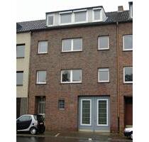 möblierte 2 ZKDB-Wohnung mit Balkon in Düren