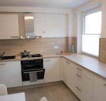 Schönes und großes Zimmer in 6er WG in Erlangen-Bruck