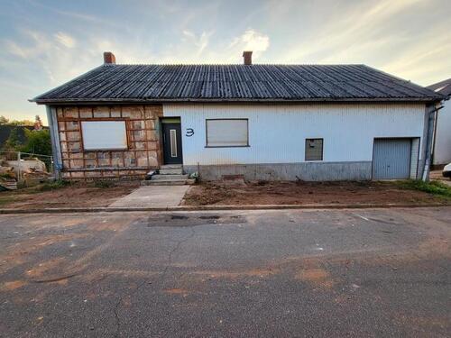Foto - Einfamilienhaus mit viel Potenzial ,ruhige Lage Ortsteil BLK