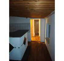 Einraumwohnung in Hof - 190,00&nbsp;EUR Kaltmiete, ca.&nbsp; 30,00&nbsp;m&sup2; in Hof (PLZ: 95028) Altstadt