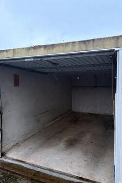 Foto - Garage zu vermieten – trocken & sicher – ab Mai 2026