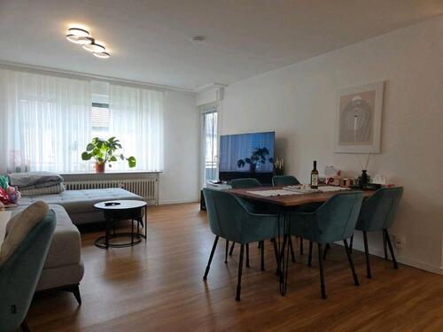 Foto - VON PRIVAT: KERNSANIERTE 2-Zimmer-Wohnung mit EBK, Westbalkon